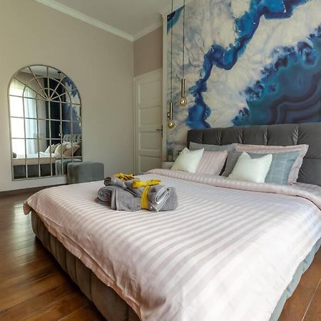 Top Central Design, 2 Bedroom, Ndk, Free Secured Parking Sofya Dış mekan fotoğraf