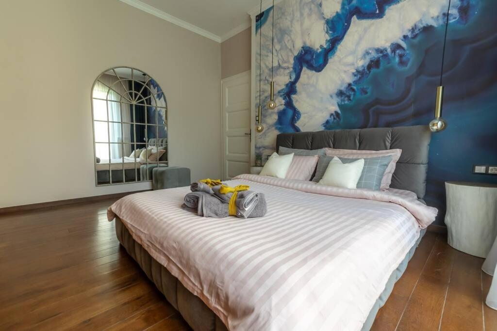 Top Central Design, 2 Bedroom, Ndk, Free Secured Parking Sofya Dış mekan fotoğraf